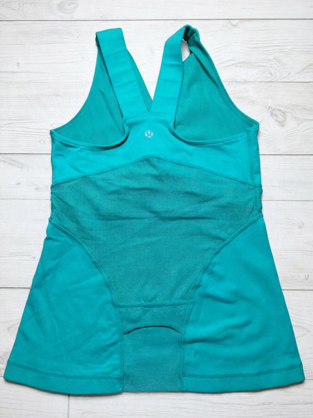 Lululemon Turquoise Tank Top Size 6 Built In Bra